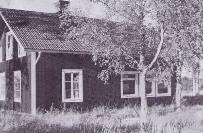 Fil:Nyhyttans småskola 1 2.jpg